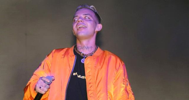 Antalya'da konser veren Rus şarkıcı Eldzhey'in beyaz lensleri dikkat çekti! - Resim: 4