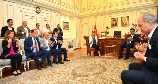 Odasındaki dua fotoğrafı çok tartışılmıştı! İmamoğlu konuyla ilgili ilk kez konuştu - Resim: 4