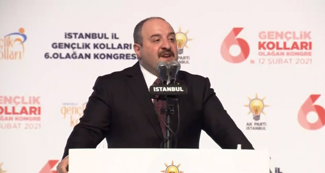 Bakan Mustafa Varank'tan İmamoğlu'na Fatih Sultan Mehmet tablosu için çağrı - Resim: 0