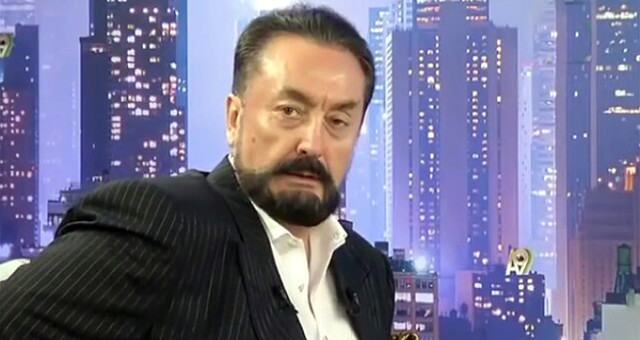 Adnan Oktar’ın 'kedicikler'ine dokunan yanıyor - Resim: 1