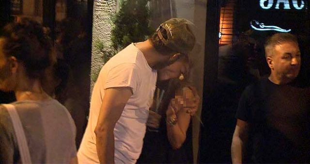 Çukur'un Cumali'si Necip Memili Asmalımescit'te dudak dudağa görüntülendi! - Resim: 1