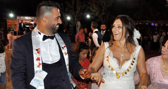 Ay lav yu filmi gerçek oldu! Amerikalı Zabrian ile Çukurcalı Ramazan'dan dillere destan düğün - Resim: 1