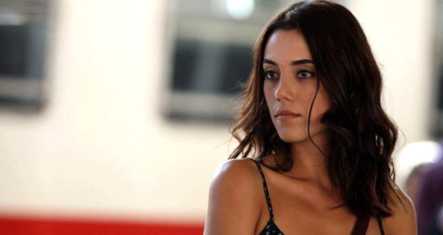 Ferhat ile Şirin dizisiyle ekranlara dönen Cansu Dere sosyal medyayı salladı - Resim: 3