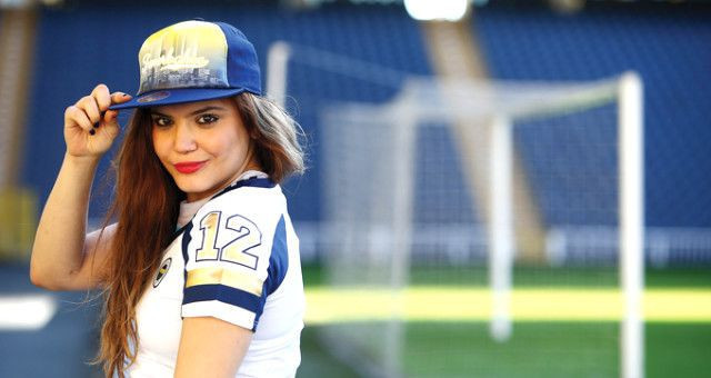 Oyuncu Feyza Civelek'in polisin elini ısırdığı için açılan davada karar verildi - Resim: 1