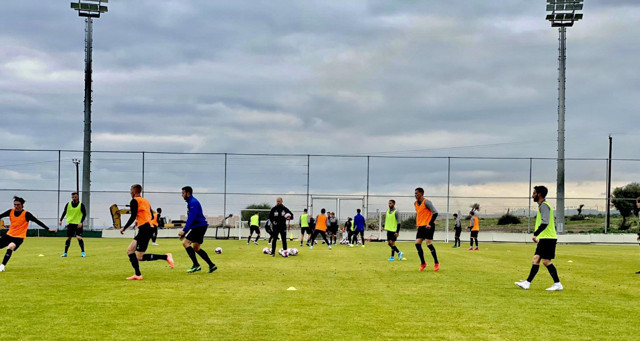 KKTC'de bir ilk; FIFA'ya üye bir ülkenin takımı kamp için ülkeye geldi - Resim: 1