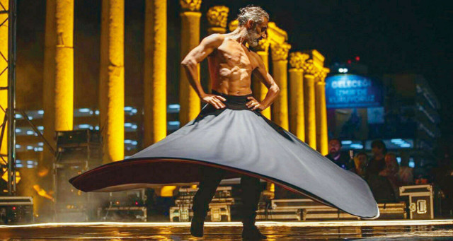 CHP İzmir Milletvekili Kani Beko'dan çıplak semazen eleştirilerine tepki: Yobaz ve sapkınlar - Resim: 0