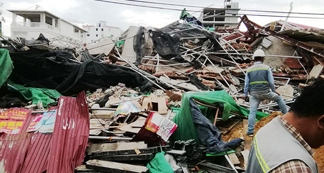 7 katlı inşaat çöktü! 7 ölü 21 işçi yaralı - Resim: 1