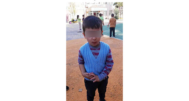 Yer Bursa! Servis'te unutulan çocuk sokaklarda bulundu - Resim: 0