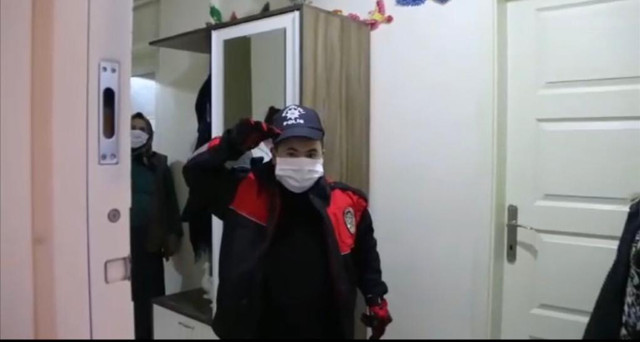 Kars'ta down sendromlu genç polislik hayalini yaşadı - Resim: 2