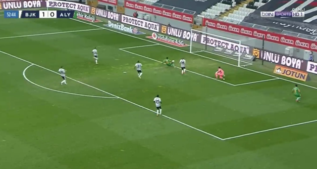 Beşiktaş-Alanyaspor maçında şike iddiası! Marafona ve Babacar detayı bomba - Resim: 1