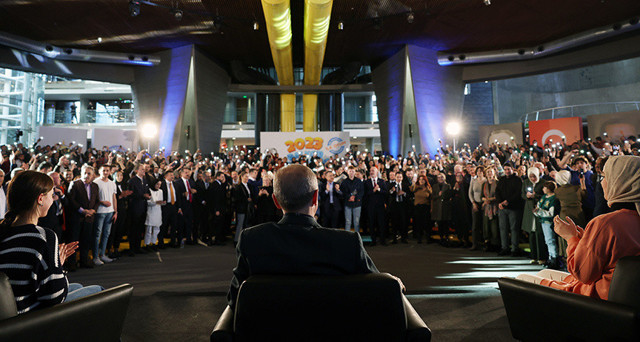 Erdoğan'dan Bursa'da altılı masaya 'kukla aday' göndermesi! Dikkat çeken 'Seçim 14 Mayıs'ta mesajı! - Resim: 1