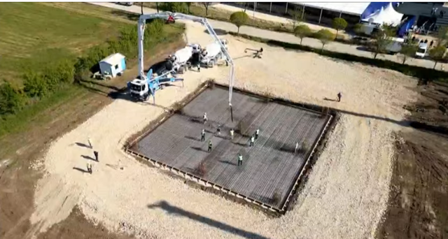 Türkiye'de bir ilk! Temelini Cumhurbaşkanı Erdoğan attı! Canlı yayında Togg kredisi fırçası... - Resim: 1