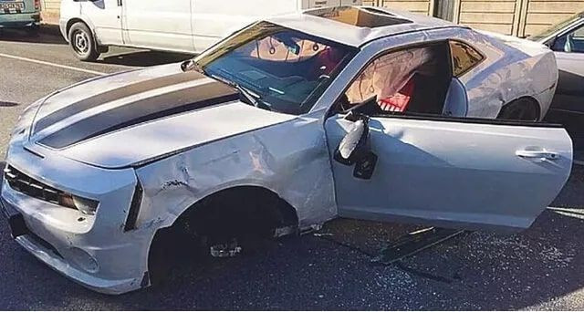 Enes Batur'un lüks aracı olay! Son arabasını görenlerin ağzı açık kaldı - Resim: 2