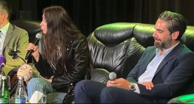 Kadir Doğulu'nun görüntüleri olay olmuştu! Neslihan Atagül'den ihanet sorusuna tepki: "Bu gördüğüne neden inanmıyorsun..." - Resim: 1