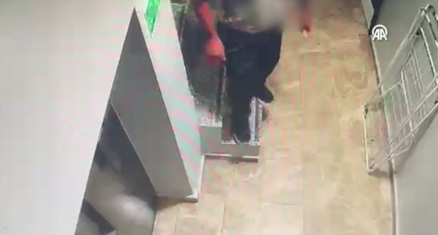 Eşi ile oğlunun arkadaşını otelde yakaladı! Gözü döndü, dehşet saçtı - Resim: 0