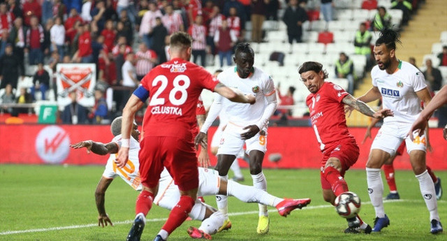 Tamer Tuna'dan son dakika golü açıklamaları - Resim: 0