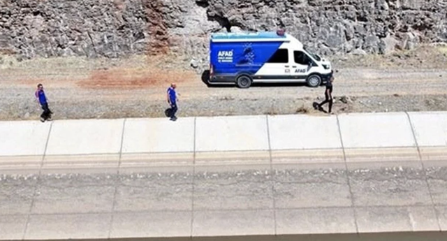 Kayıp Narin'in cansız bedeni bulundu! Bakan Yerlikaya acı haberi duyurdu - Resim: 0