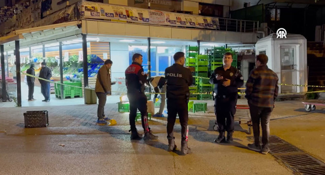 Ataşehir'de mutfakta doğalgaz parladı panikleyip 5. kattan atladı - Resim: 0