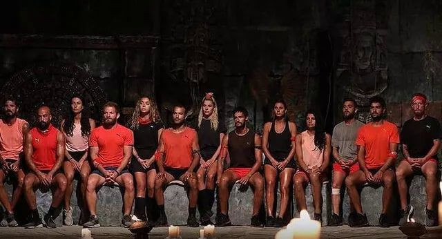 Survivor'da bir kişi adaya veda etti SMS birincisi bakın kimin adını verdi - Resim: 2