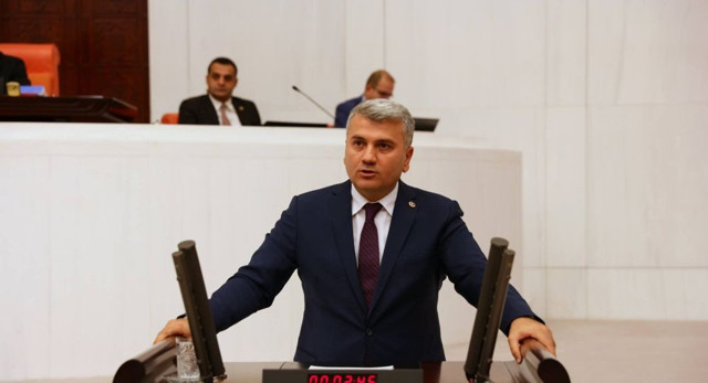 AK Partili Canbey: Bu savaş yapılacak kongre öncesi grupların savaşıdır - Resim: 0