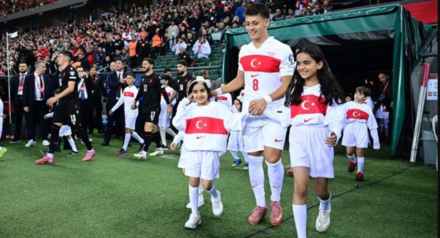 Milli Takım’dan Gazze'ye anlamlı destek - Resim: 1