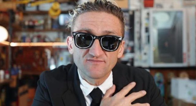 YouTuber Casey Neistat'ın Spotify hesabı çalındı tüm dünya Ferdi Tayfur'u konuştu - Resim: 1