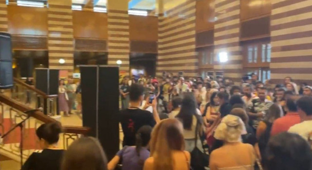 İBB'nin tepkilere neden olan doğaçlama dans için ödediği ücret ortaya çıktı - Resim: 1