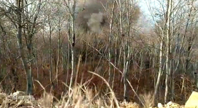 PKK'ya ait sığınakta ele geçirildi! 180 kilo saklamışlar - Resim: 0