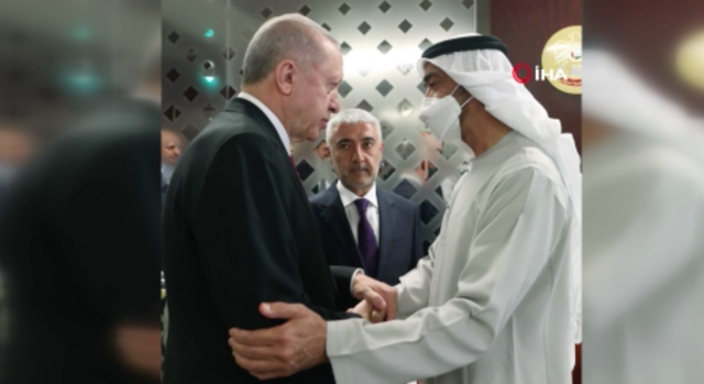 Cumhurbaşkanı Erdoğan BAE'de taziyede! Yeni başkan El Nahyan ile görüştü - Resim: 1