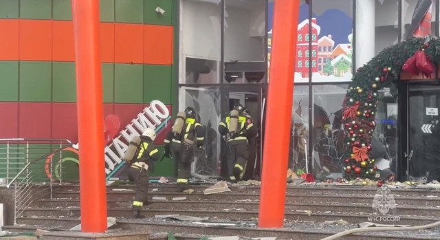 Alışveriş merkezinde patlama oldu! Ölü ve yaralılar var - Resim: 0