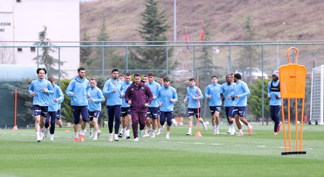 Trabzonspor'da Ozan Tufan'dan lig ve kupa değerlendirmesi - Resim: 1