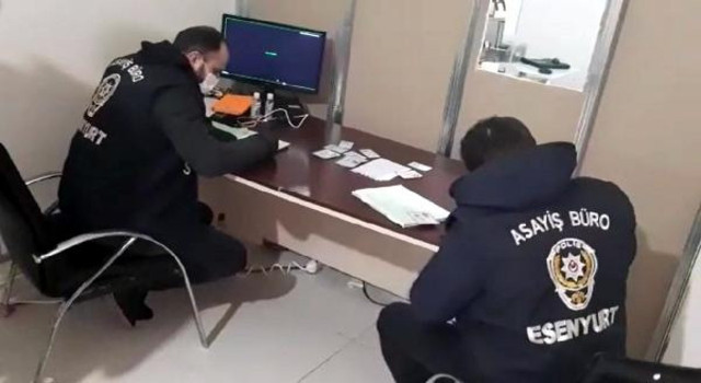 Esenyurt'ta mühürlenen iş yerinde sanal kumar oynadılar - Resim: 0