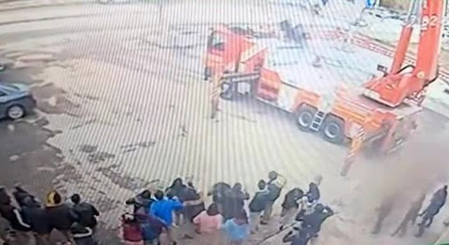 Aksaray’da itfaiyenin tatbikatında görünmez kaza: 6 yaralı - Resim: 4