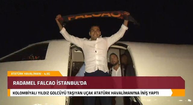 Galatasaray'ın yeni yıldızı Radamel Falcao İstanbul'a geldi - Resim: 1