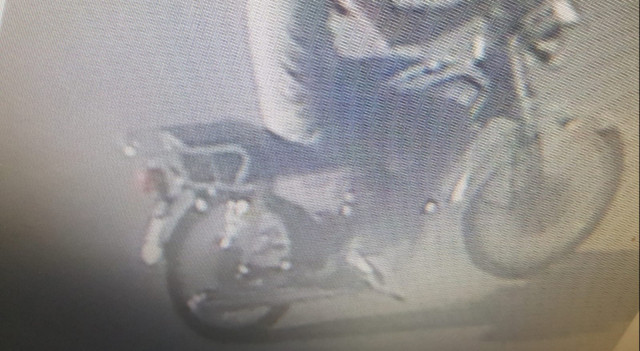 Konya'daki kapkaççıyı beyaz motosikleti ve ayakkabıları ele verdi - Resim: 0