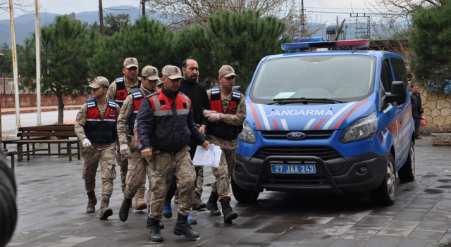 Gaziantep'te akrabasının eşini tüfekle vurarak öldürdü - Resim: 1