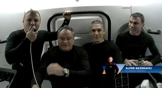 Türkiye için tarihi anlar! İlk Türk astronot Alper Gezeravcı, Uluslararası Uzay İstasyonu'nda - Resim: 2