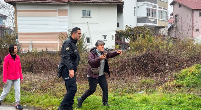 Bartın'da baraka yangınında 1 kişi öldü! Abla olay yerinde sinir krizi geçirdi - Resim: 0