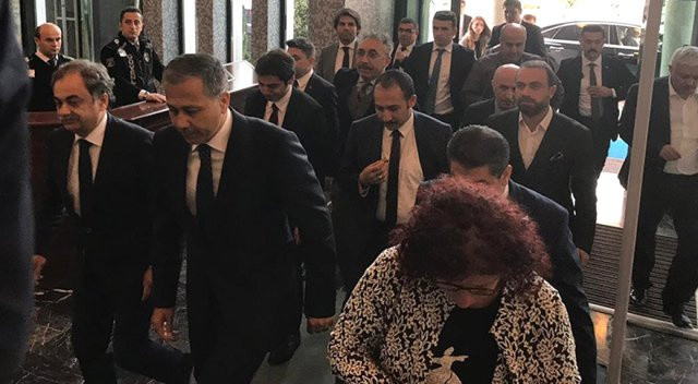 Vali Yerlikaya İBB binasına geldi - Resim: 0