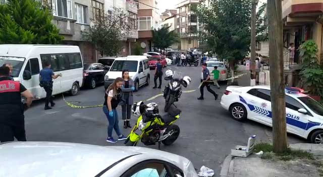 İstanbul Gaziosmanpaşa'da motosikletli saldırganlardan 4 ayrı saldırı - Resim: 0