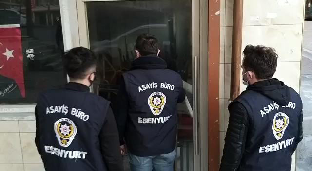 Esenyurt'ta polisin attığı ilginç adım kumar oynayanları ele verdi - Resim: 1