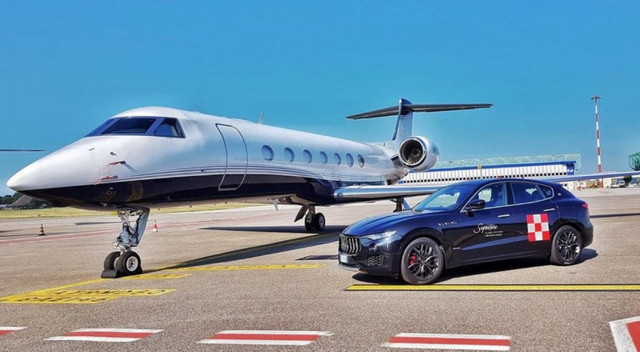 Bill Gates havacılık şirketi satın almak istiyor - Resim: 0