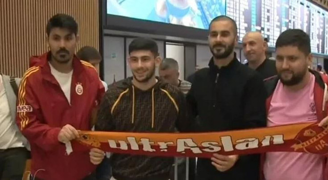 Galatasaray'ın yeni transferi Yusuf Demir'den muhabire sitem: Türkçe biliyorum neden İngilizce soruyorsun - Resim: 0