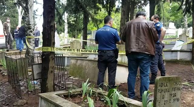 Kimse inanmadı Bursa'da genç doktor babasının mezarı başında intihar etti - Resim: 3