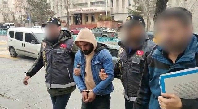 Bu hırsızlık filmlere konu olur! Duvarı deldi, güvenlik kamerasını bile çaldı ama polisten kaçamadı! - Resim: 1