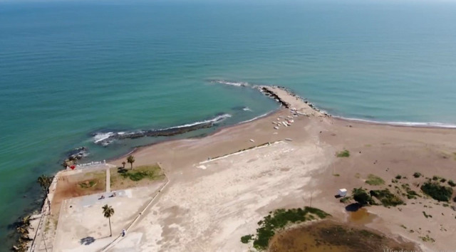 Mersin'de deniz suyunun çekilmesiyle antik liman ortaya çıktı - Resim: 0