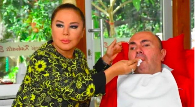 Safiye Soyman kaç yaşında kimdir Faik Öztürk ile evlendi mi? - Resim: 0