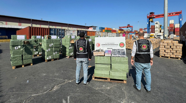 Kaçakçılara büyük darbe! Gümrük kapılarında 112,5 milyon liralık kaçakçılık engellendi - Resim: 4