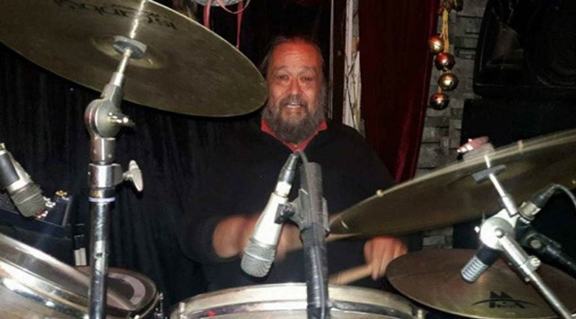 Sanat dünyasının felaket tellalı duyurdu ünlü müzisyen hayatını kaybetti - Resim: 1