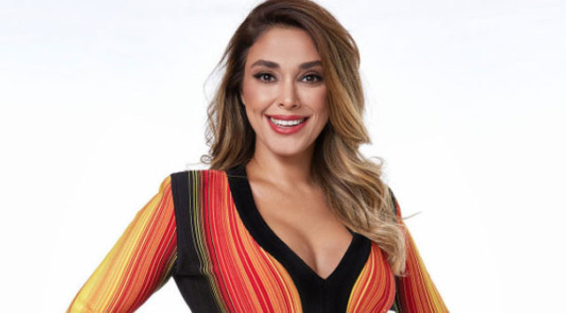 Zuhal Topal'la Sofrada yarışmacıları Melike kimdir Ayten Hanımın spor ayakkabı krizi  - Resim: 1